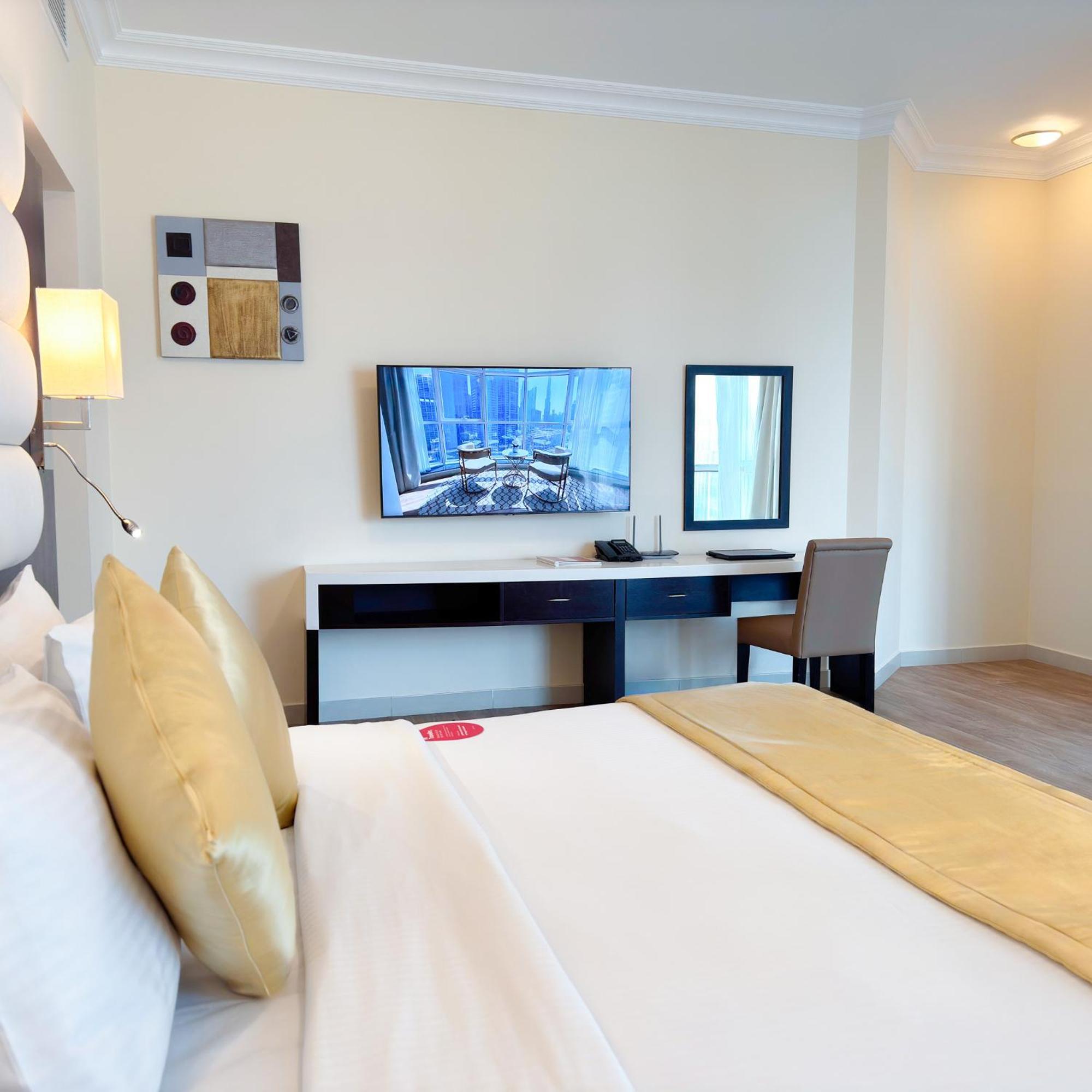 Sunday Mega Hotel Sheikh Zayed Road Near Difc Formerly Emirates Grand Hotel Dubai Exteriör bild