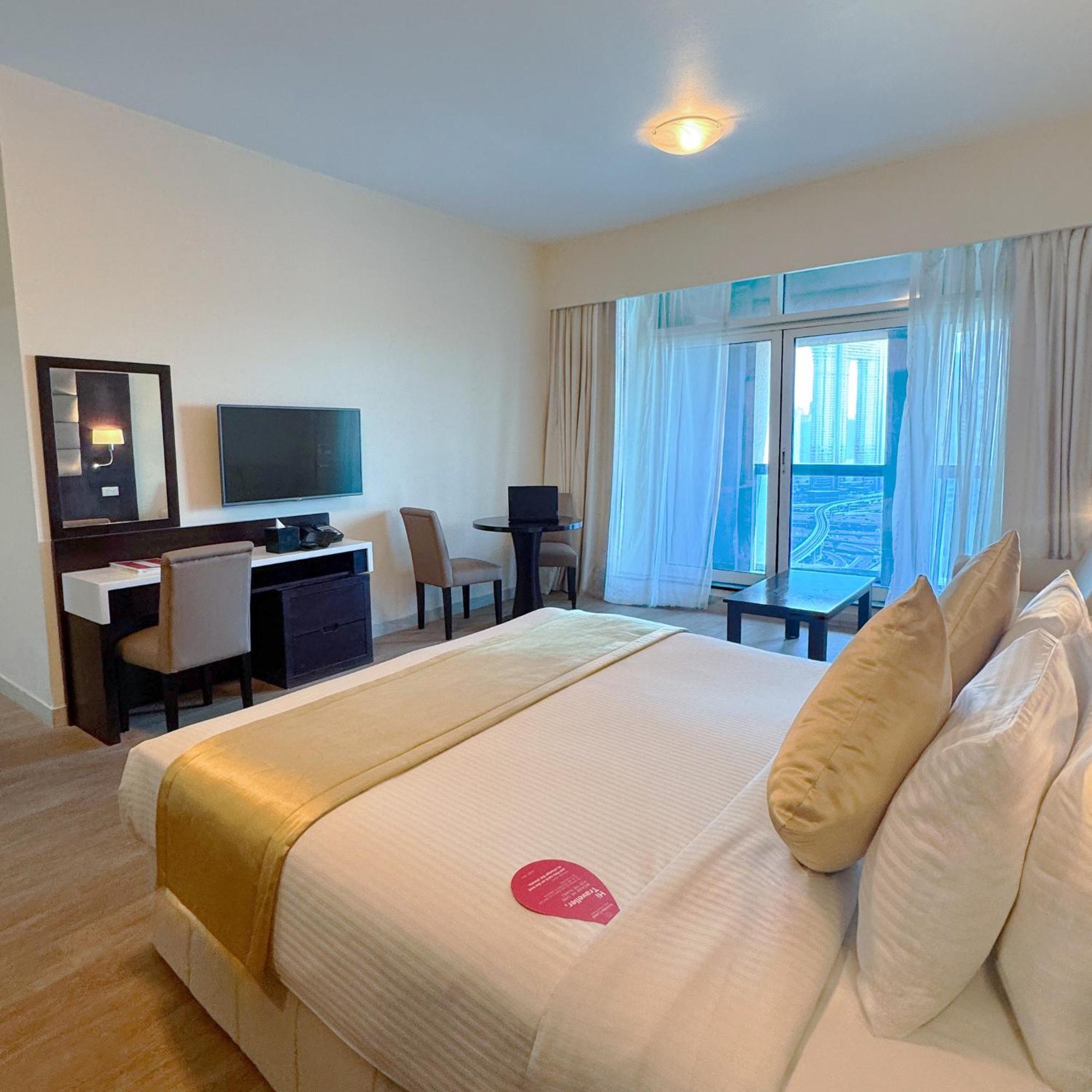 Sunday Mega Hotel Sheikh Zayed Road Near Difc Formerly Emirates Grand Hotel Dubai Exteriör bild