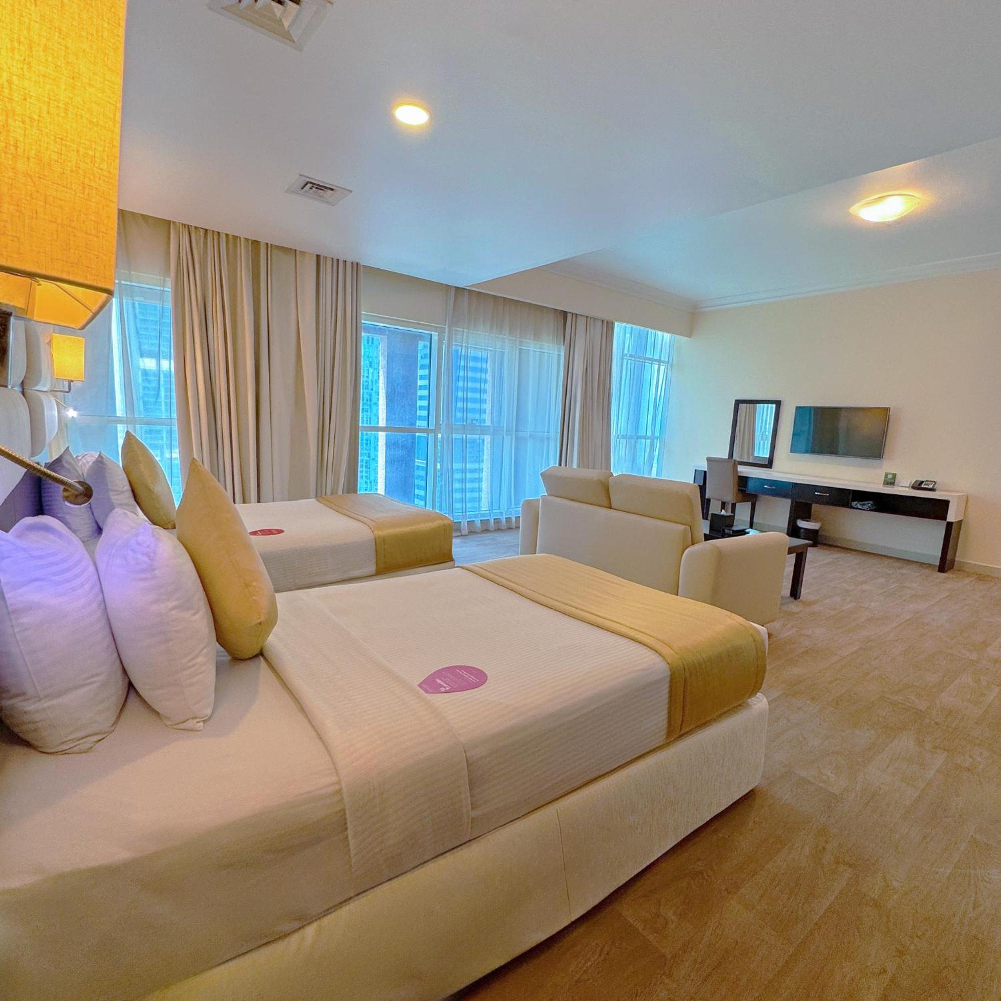 Sunday Mega Hotel Sheikh Zayed Road Near Difc Formerly Emirates Grand Hotel Dubai Exteriör bild