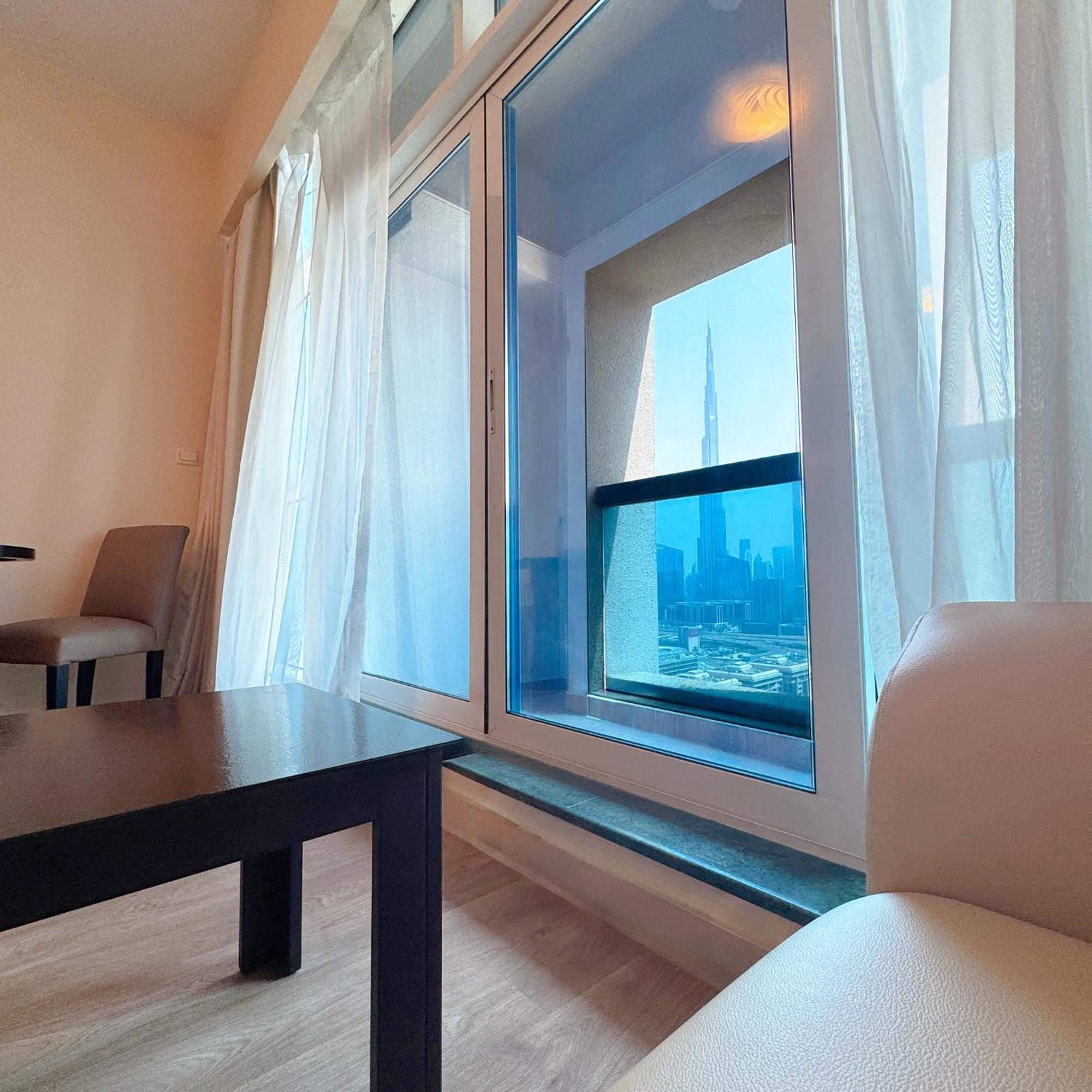 Sunday Mega Hotel Sheikh Zayed Road Near Difc Formerly Emirates Grand Hotel Dubai Exteriör bild