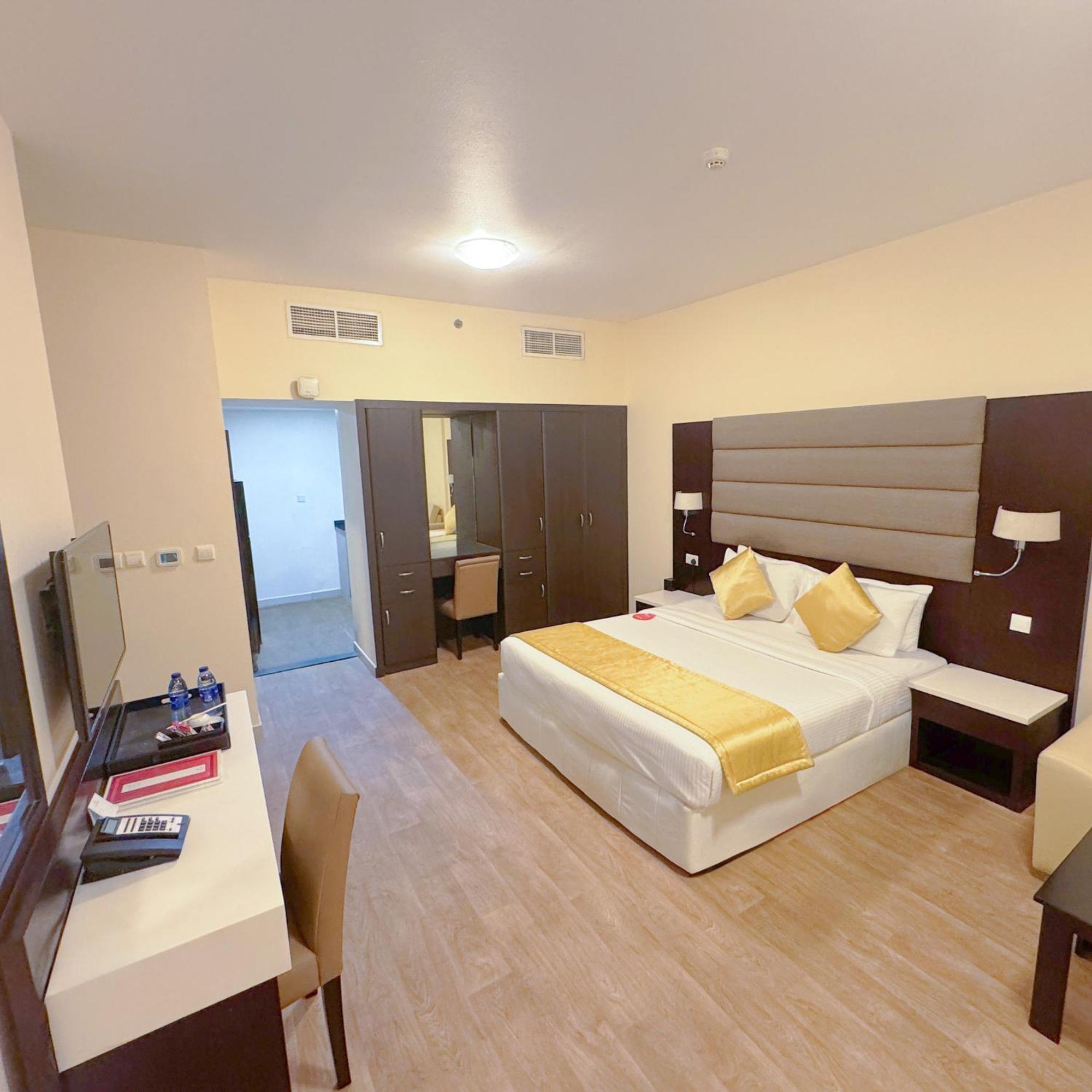 Sunday Mega Hotel Sheikh Zayed Road Near Difc Formerly Emirates Grand Hotel Dubai Exteriör bild